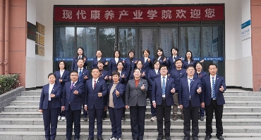 亚洲精品久久久久无码精品-日韩一区二区三区精品-久久6699精品国产人妻-亚洲另类春色国产精品-精品福利视频网站现代康养产业学院产教融合中心,2024年成功获批省级产业学院、“一试三证”试点单位及“智能技术适老化应用”省级微专业,校企联合开发应用性项目4项,并建成安徽省首家智慧养老服务驿站,老年康养大学建设成果显著。此外,中心积极参与校行企交流活动,大幅提升了三联在康养领域的知名度和影响力。